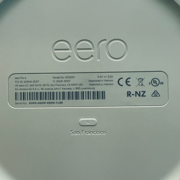 eero White Wireless Router - Picture 3 of 3